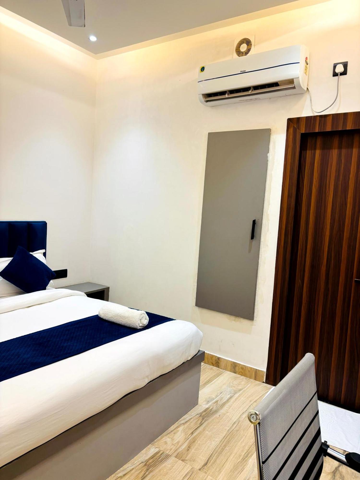 Hotel Taj Way By Jyoti Villa Agra  Ngoại thất bức ảnh