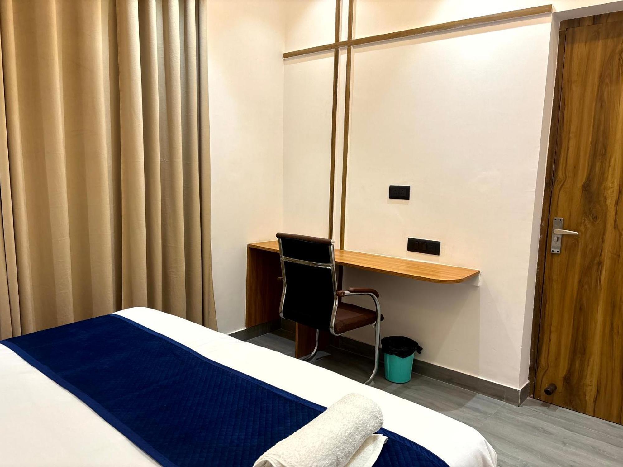 Hotel Taj Way By Jyoti Villa Agra  Ngoại thất bức ảnh