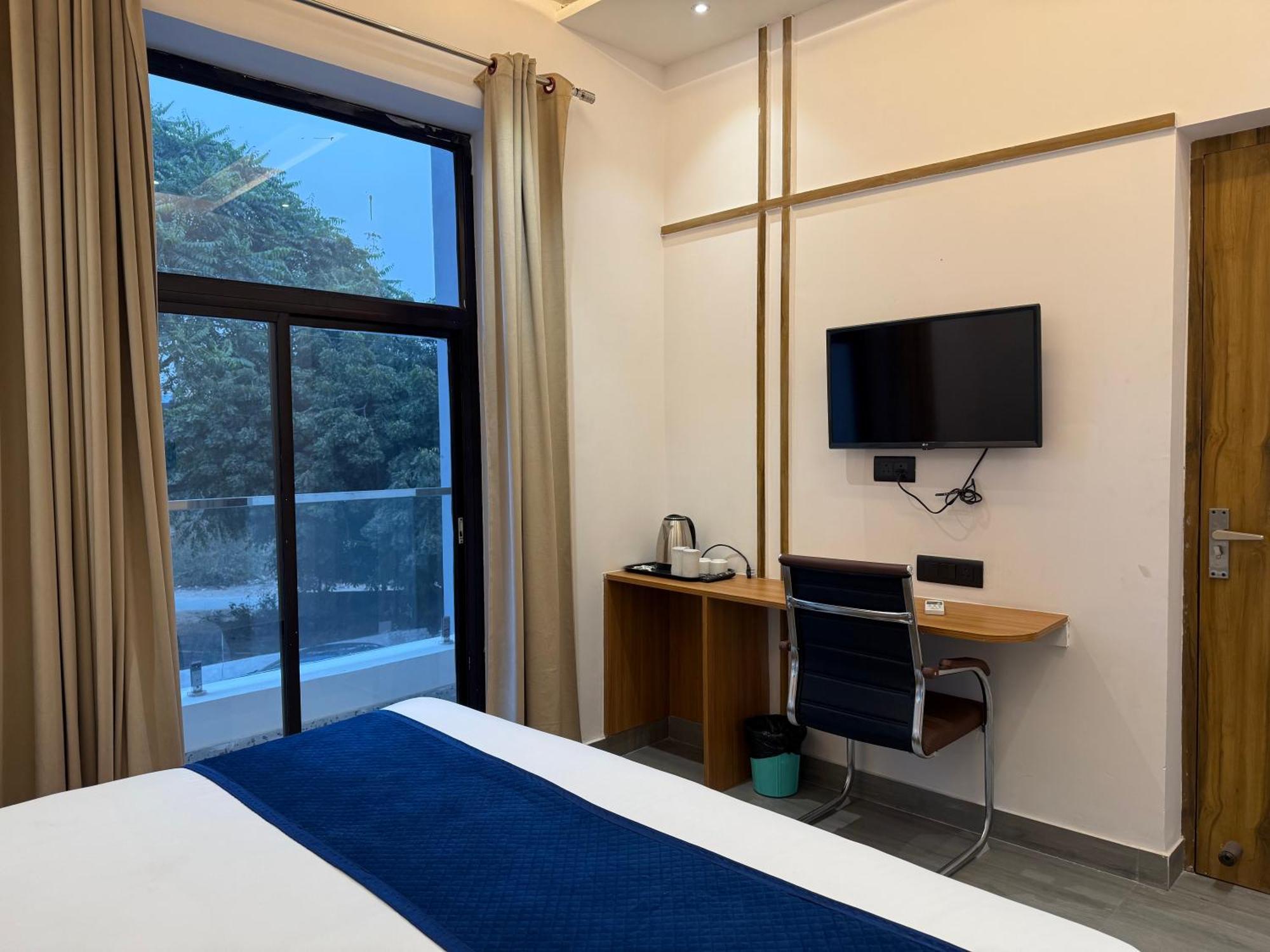 Hotel Taj Way By Jyoti Villa Agra  Ngoại thất bức ảnh