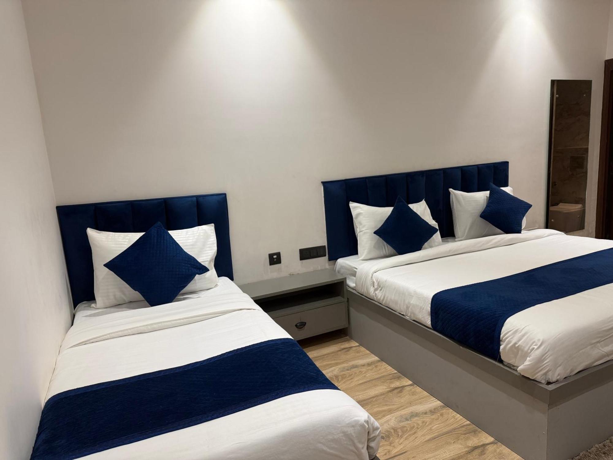 Hotel Taj Way By Jyoti Villa Agra  Ngoại thất bức ảnh
